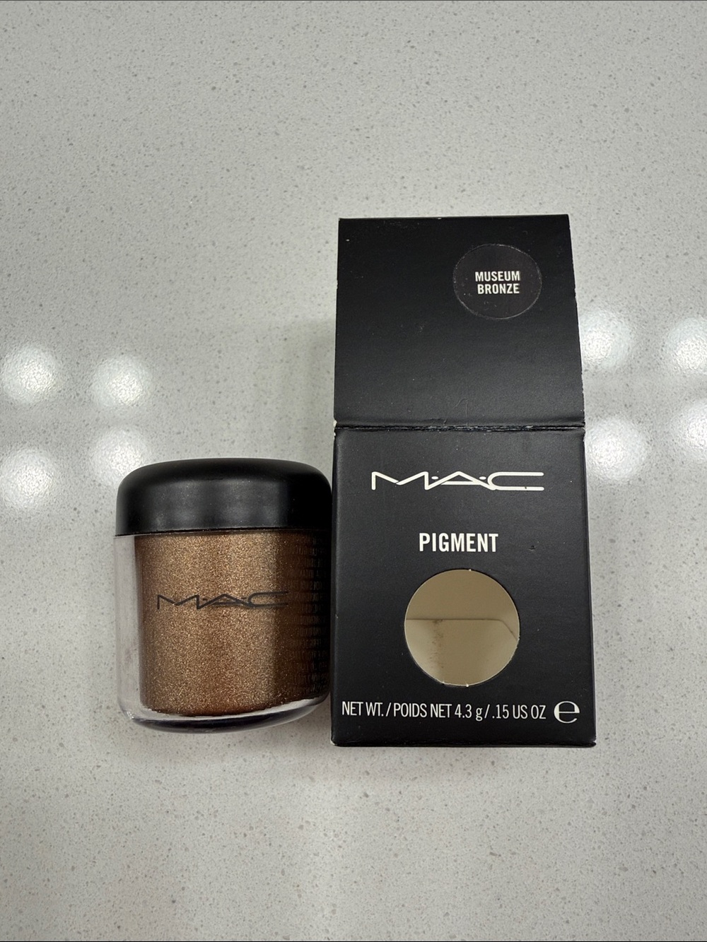 MAC Cosmetics Pigment - Museum Bronze Shimmer
